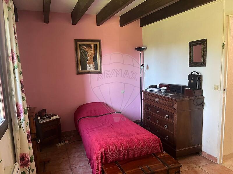 Maison - 228 m² - 9 pièces