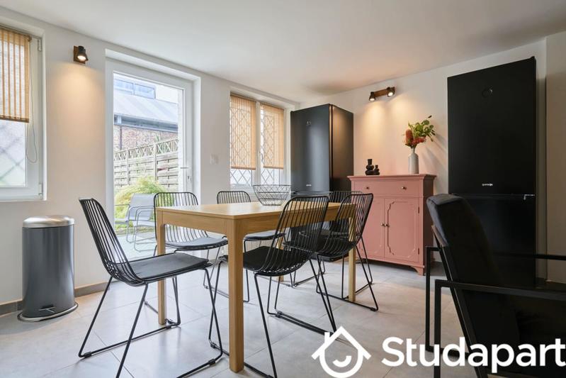 Chambre - 12 m² - 1 pièce