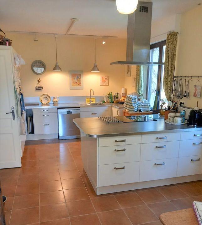 Propriété - 204 m² - 9 pièces