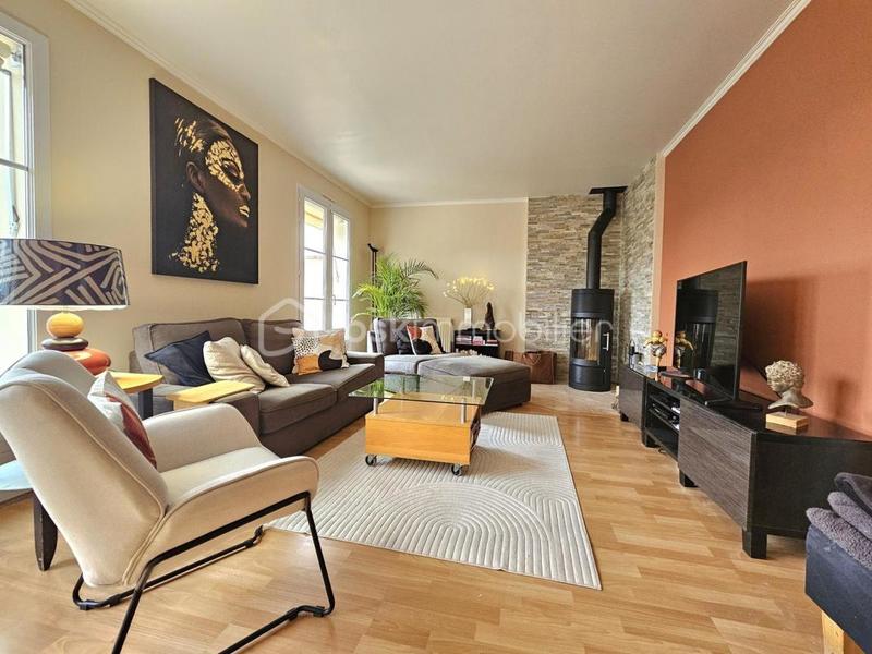 Pavillon - 162 m² - 9 pièces