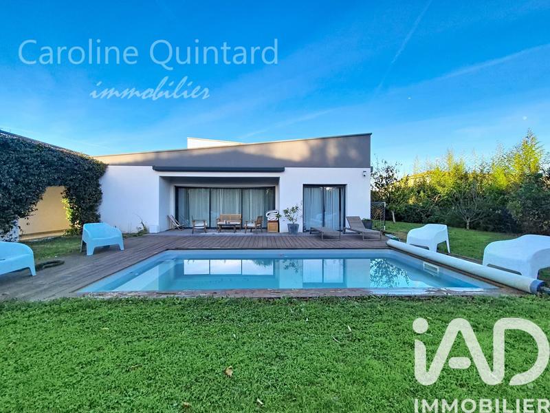 Maison - 140 m² - 5 pièces