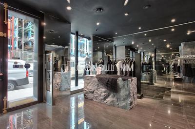 Local commercial - 145 m²