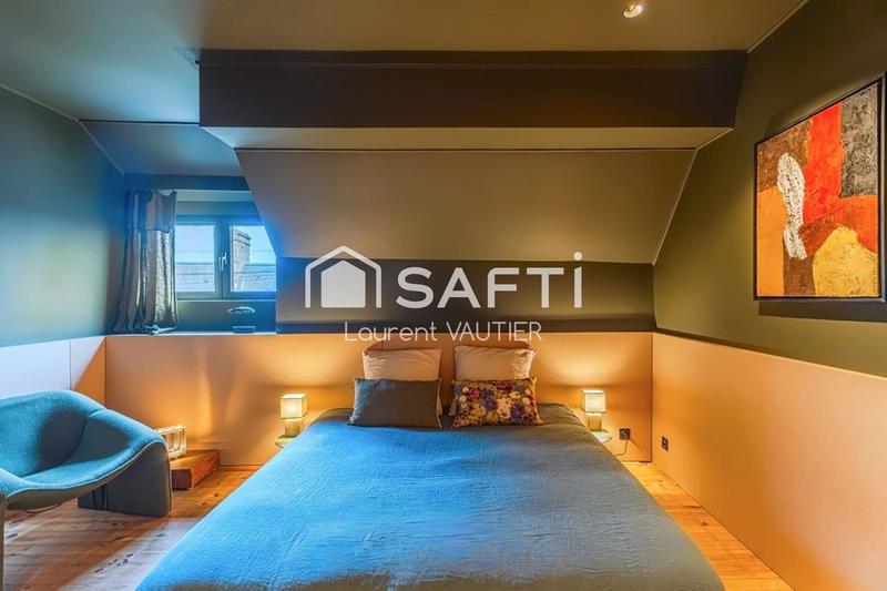 Maison - 163 m² - 7 pièces