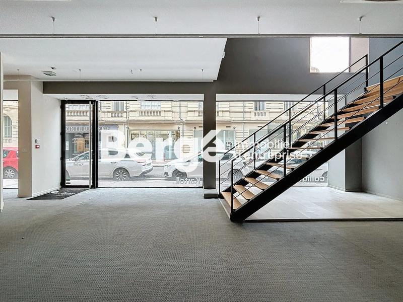 Local commercial - 158 m²