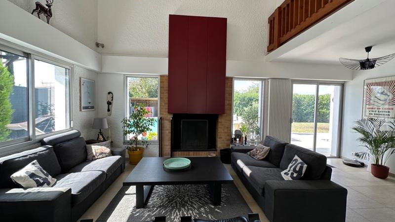 Maison d'architecte - 205 m² - 10 pièces