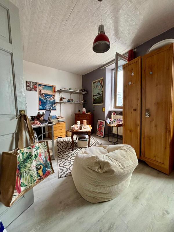 Maison - 180 m² - 7 pièces