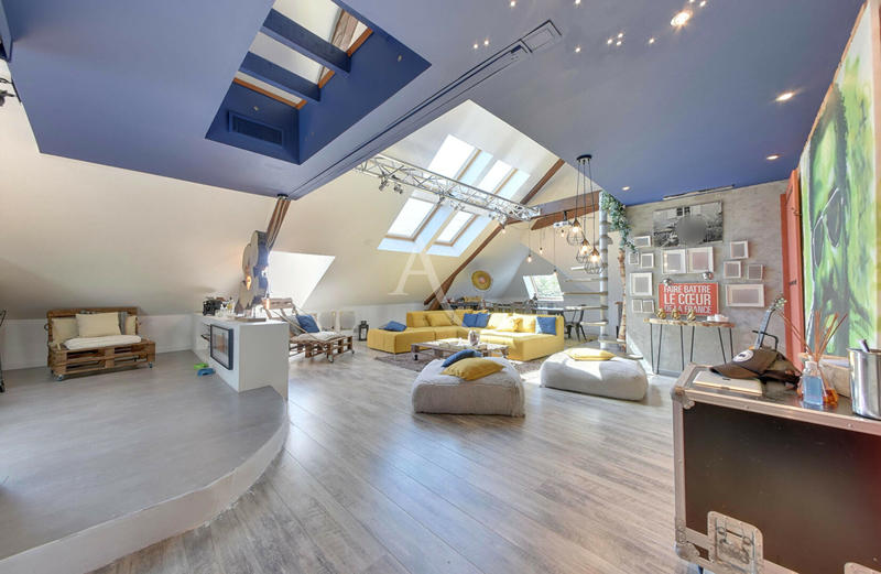 Appartement - 90 m² - 4 pièces