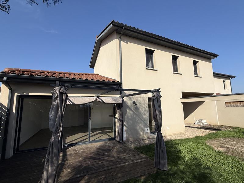 Villa - 93 m² - 4 pièces