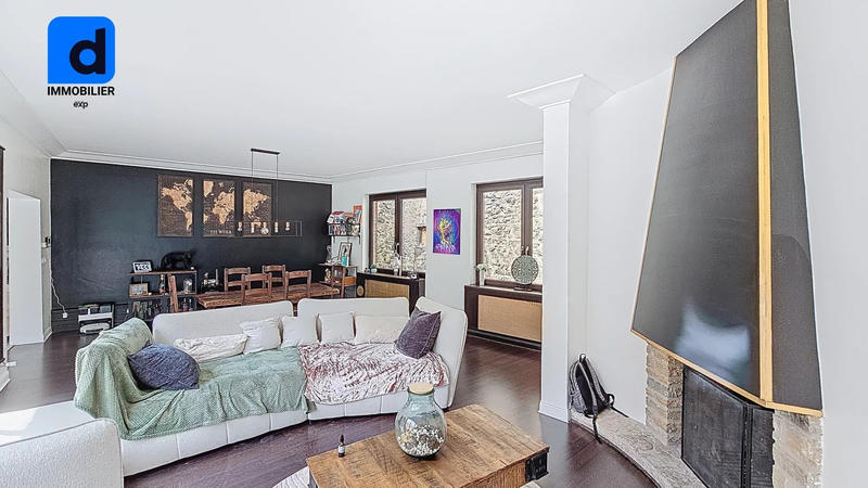 Appartement - 225 m² - 6 pièces