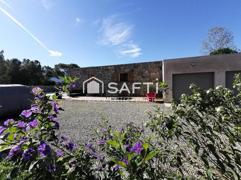 Maison - 170 m² - 5 pièces