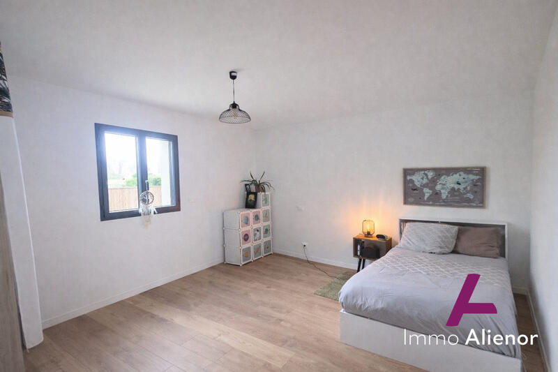 Maison - 170 m² - 6 pièces