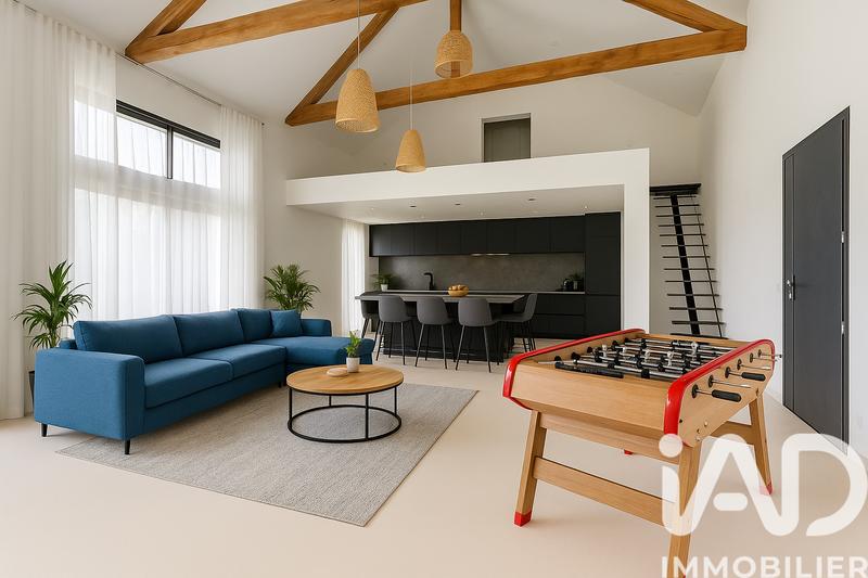 Maison - 200 m² - 6 pièces