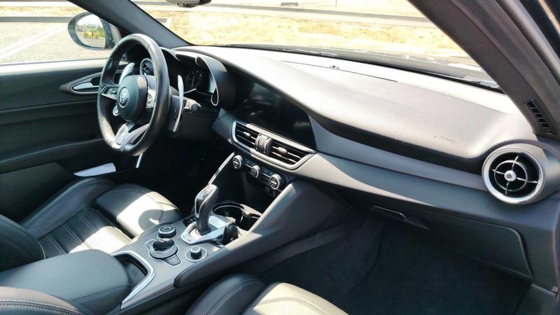 Alfa Romeo Giulia 2.2 Jtd 190 At8 Sprint - Toit ouvrant