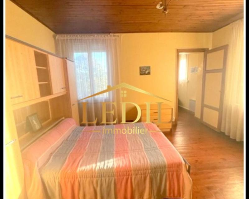 Maison de campagne - 230 m² - 6 pièces