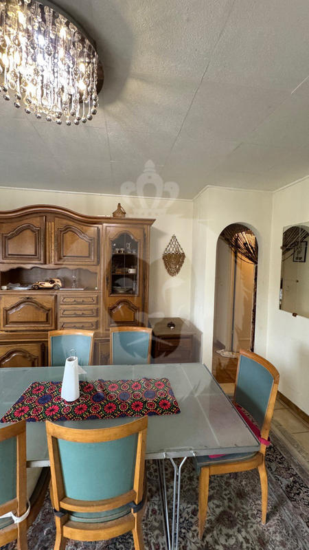 Maison - 96 m² - 5 pièces