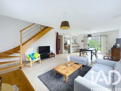 Maison - 122 m² - 6 pièces