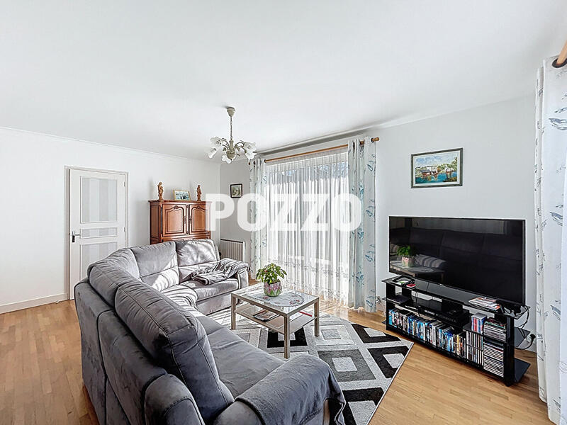 Maison - 153 m² - 5 pièces