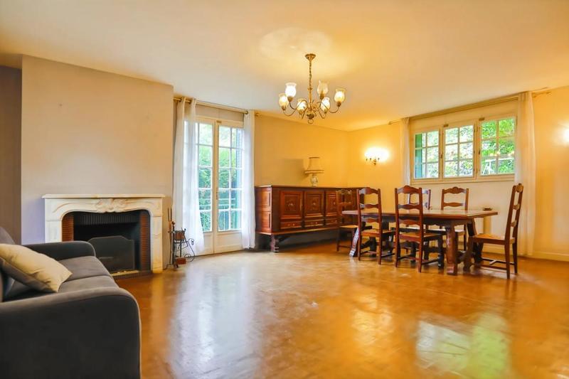 Maison - 95 m² - 5 pièces