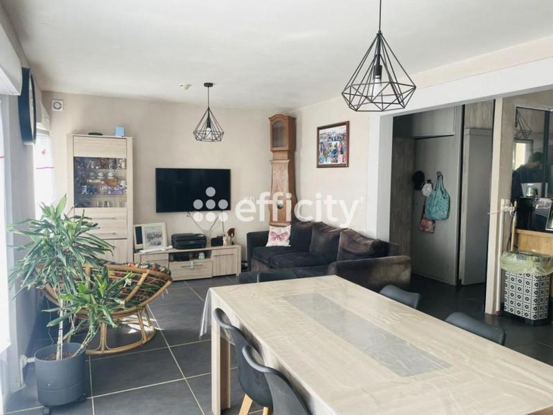 Maison - 88 m² - 5 pièces