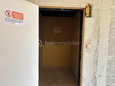 Immeuble - 250 m² - 2 pièces