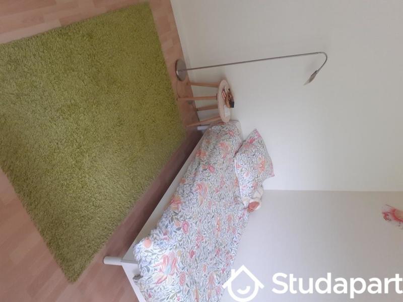 Chambre - 71 m² - 1 pièce