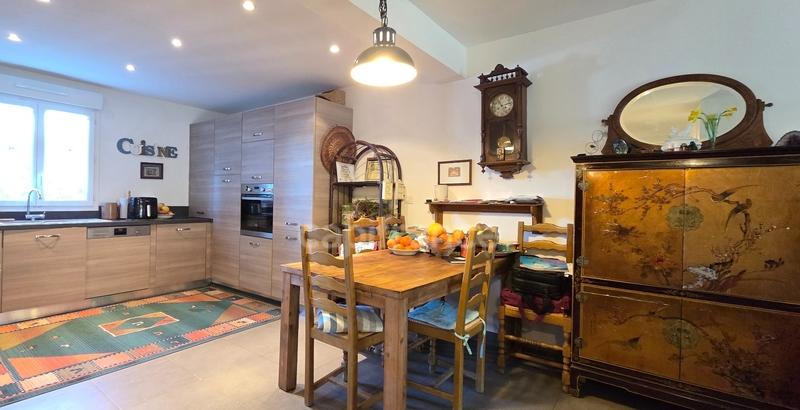 Appartement - 103 m² - 3 pièces