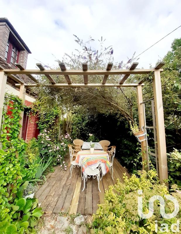 Maison - 215 m² - 6 pièces