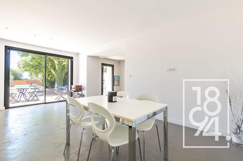 Maison - 171 m² - 6 pièces