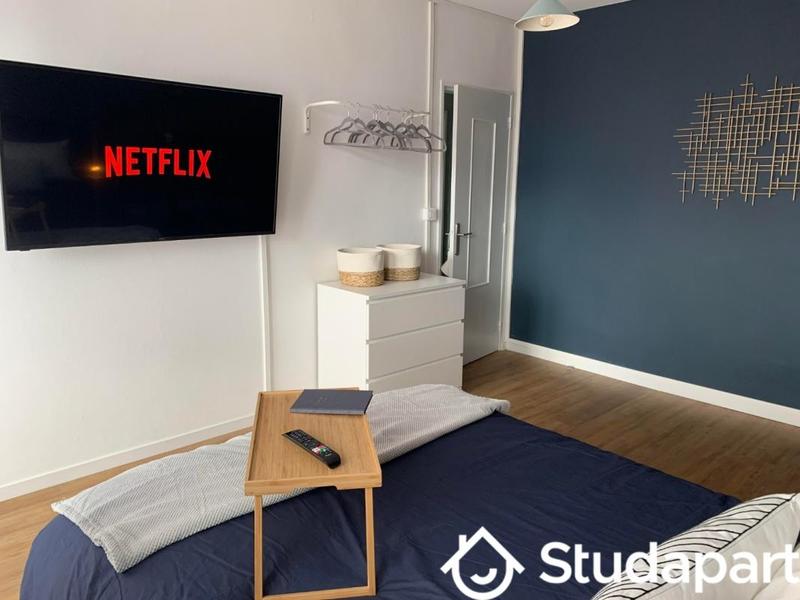 Chambre - 10 m² - 1 pièce