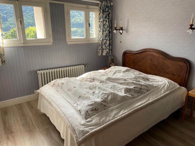 Maison - 190 m² - 10 pièces