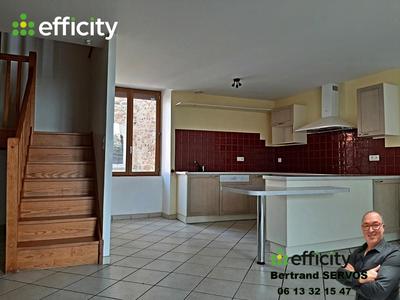 Maison de village - 80 m² - 3 pièces