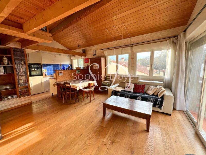 Maison - 144 m² - 7 pièces