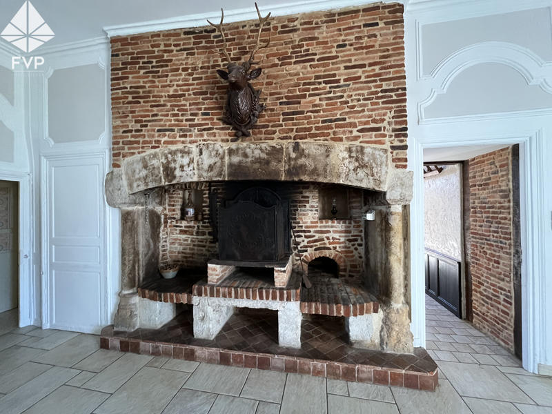 Propriété - 284 m² - 9 pièces