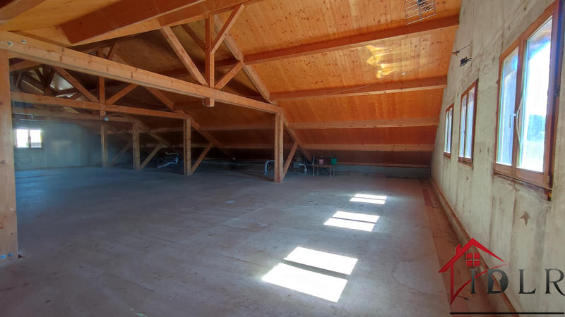 Appartement - 250 m² - 5 pièces