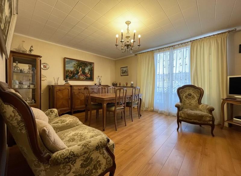 Appartement - 87 m² - 4 pièces