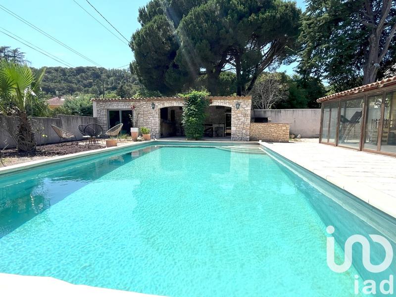 Maison - 143 m² - 5 pièces