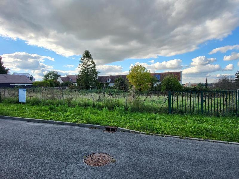 Terrain constructible - 638 m²