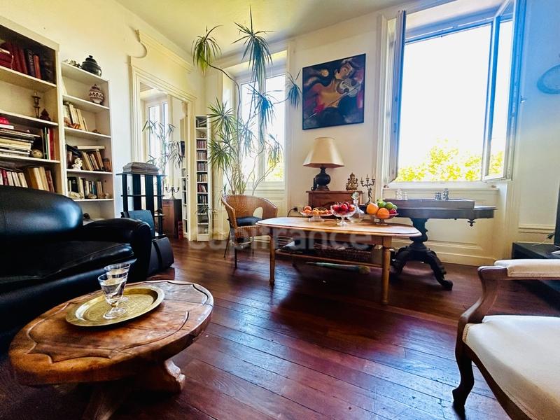 Appartement - 118 m² - 4 pièces