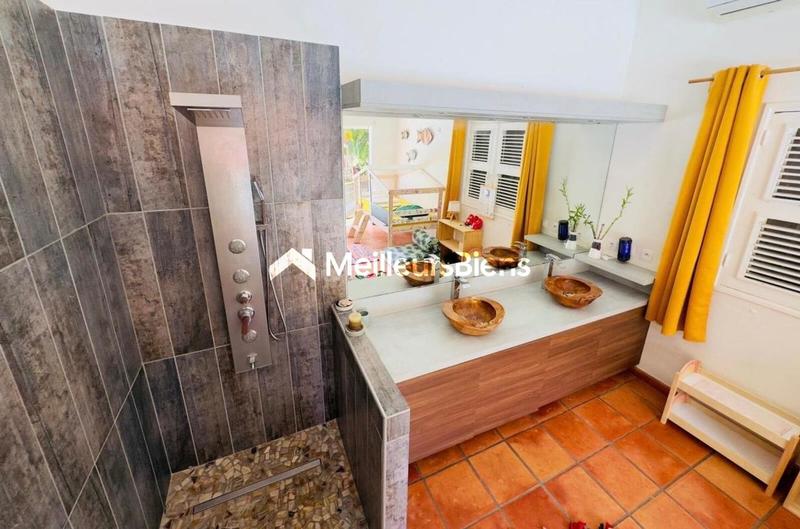 Maison - 156 m² - 4 pièces