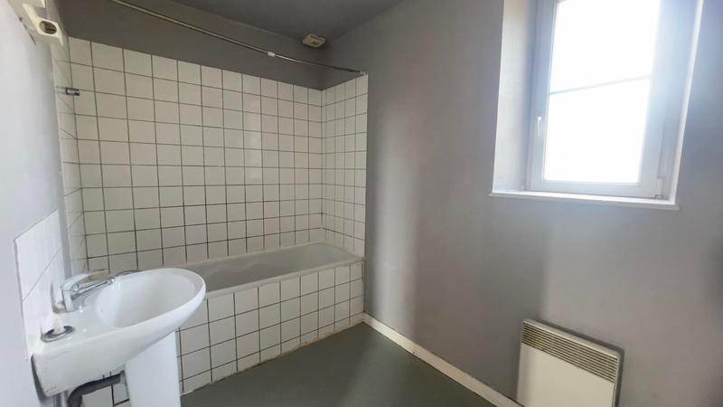 Maison - 121 m² - 6 pièces