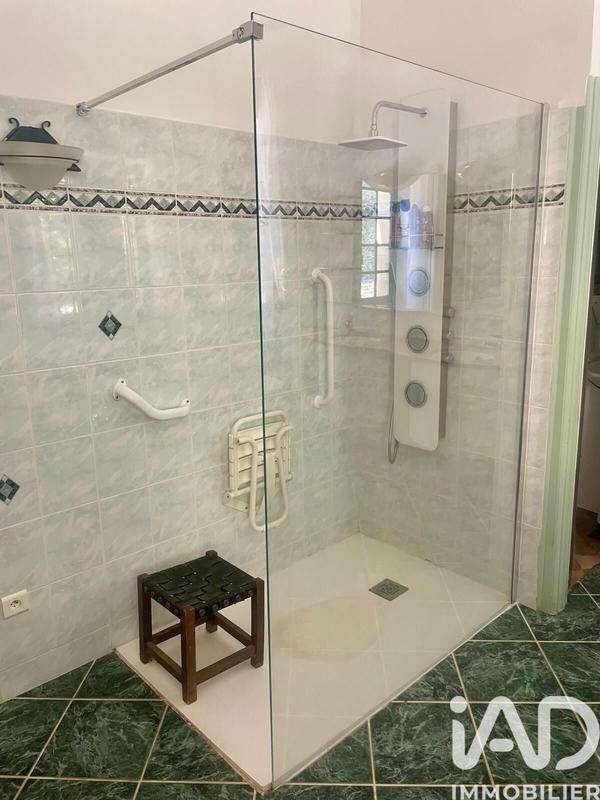 Maison - 290 m² - 7 pièces