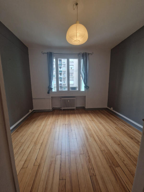 Appartement - 98 m² - 4 pièces