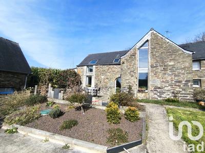 Maison - 350 m² - 15 pièces