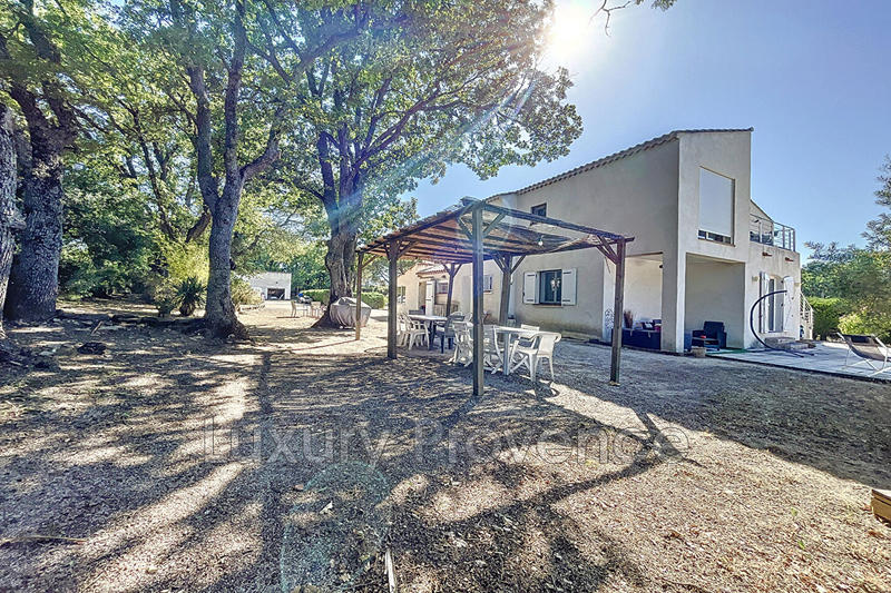 Maison - 163 m² - 8 pièces