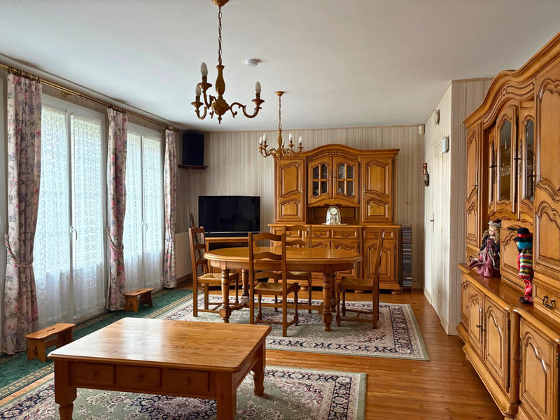 Maison - 111 m² - 5 pièces