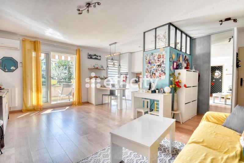 Appartement - 62 m² - 2 pièces