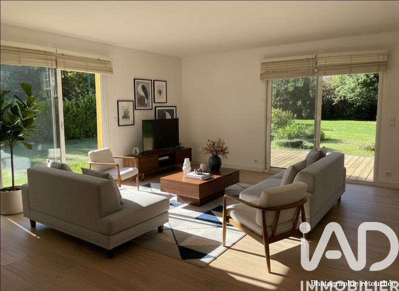 Maison - 121 m² - 5 pièces