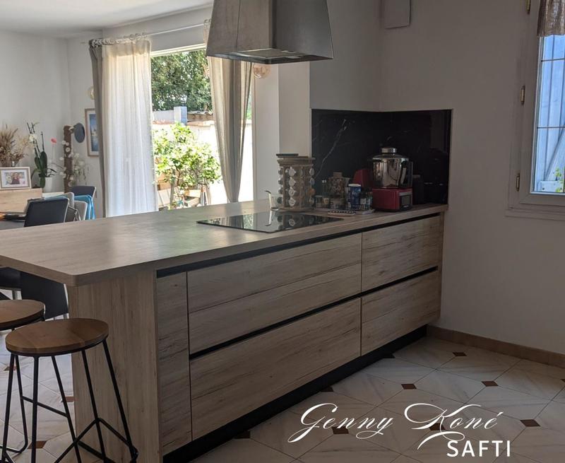 Maison - 105 m² - 4 pièces