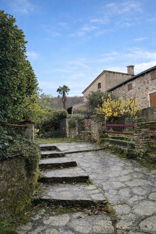 Villa - 337 m² - 15 pièces