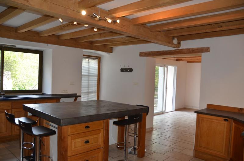 Maison en pierre - 212 m² - 6 pièces